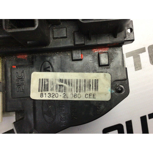 Замок передней правой двери Kia Ceed Киа Сид (2007-2012) 813202L030
