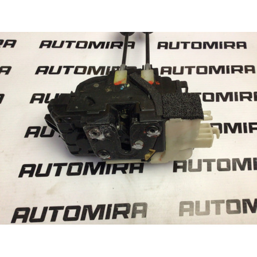Замок передней правой двери Kia Ceed Киа Сид (2007-2012) 813202L030