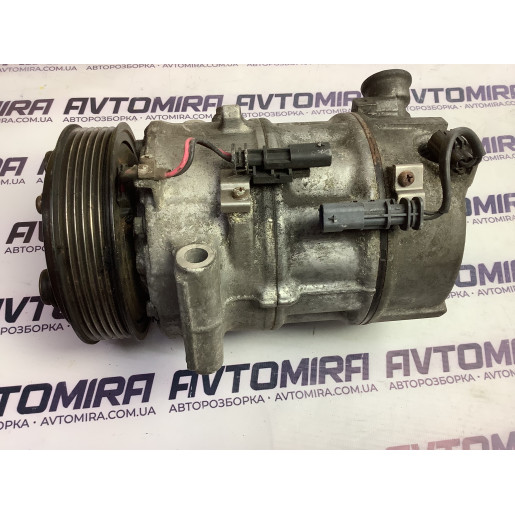 Компрессор кондиционера Opel Insignia 2008-2013 P13314473