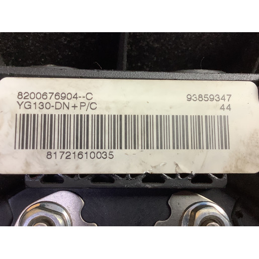 Подушка безопасности водителя AirBag Opel Vivaro 2001-2014 8200676904