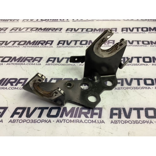 Кронштейн тросів КПП Kia Ceed I 1.6 CRDI 2006-2012 374722700