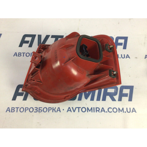 Фонарь задний левый наружный Фольксваген Пассат В6 2005-2010 Volkswagen Passat B6 3C9945095C 