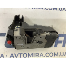 Замок задніх правих дверей 4 Піна Опель Астра Opel Astra H (2007-2010) 13210739