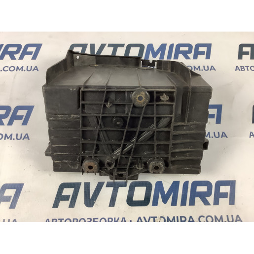 Корпус акумулятора Renault Kangoo 2008-2016 8200870492