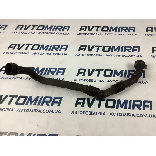 Патрубок интеркулера Renault Kangoo 2008-2016 8200874705