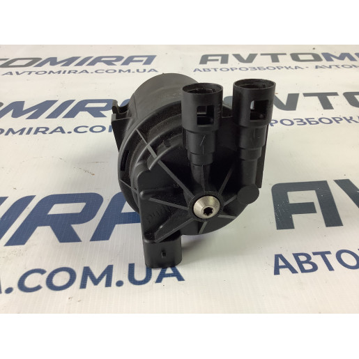 Корпус топливного фильтра Опель Астра Opel Astra H (2007-2010) 13203637