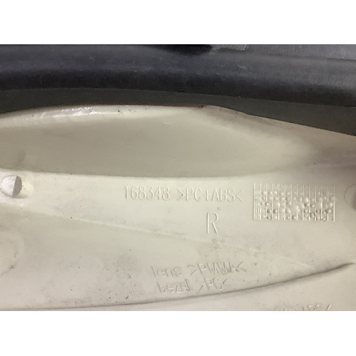 Фонарь задний правый Opel Insignia HB 2008-2013 23422540