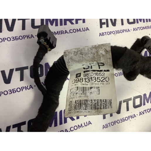 Проводка двигуна опель астра Opel Astra J 1.7CDTI A17DTJ 0981318520