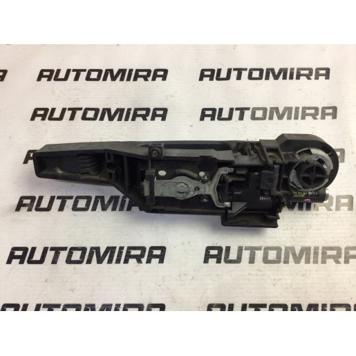 Ручка передней правой двери наружная Renault Kangoo 2008-2016 8200497590