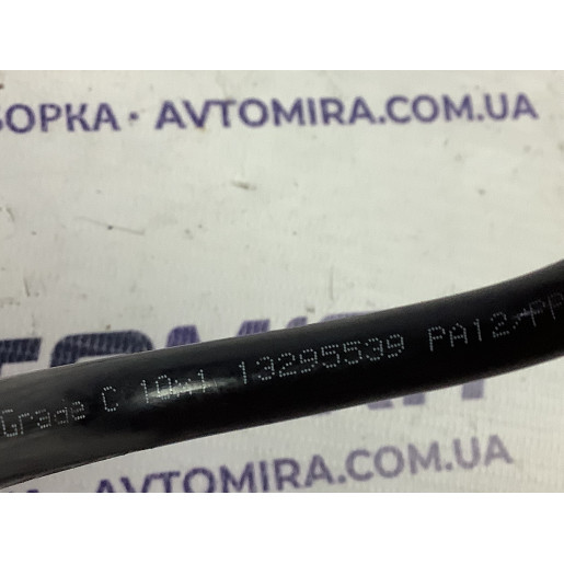 Паливна трубка опель астра Opel Astra J 1.7CDTI 13295539