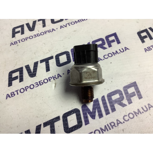 Датчик тиску палива в паливній рейці Opel Astra J 1.7CDTI 55PP0501