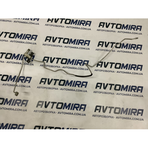 Трубка кондиціонера Toyota Avensis T25 2003-2008 8871605550