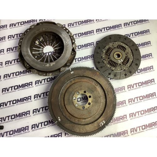 Комплект сцепления Рено Кенго 1.5 dci 302051674R