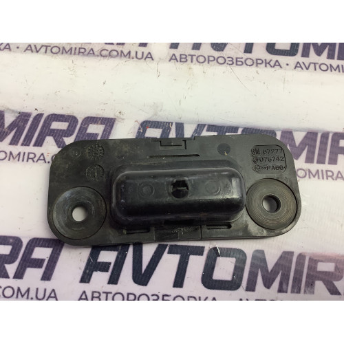 Пластиковий фіксатор розсувних дверей Renault Kangoo 2008-2016 8200075742