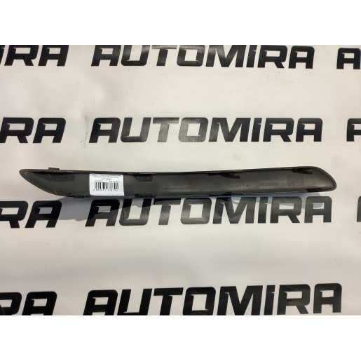 Молдинг ( ресничка ) переднего бампера левый Toyota Avensis T25 2003-2008 5271305030 