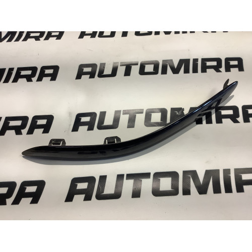 Молдинг ( ресничка ) переднего бампера левый Toyota Avensis T25 2003-2008 5271305030 