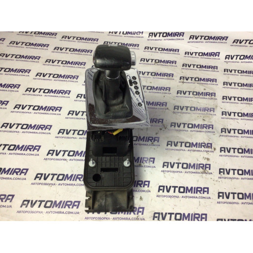 Ручка переключения передач Фольксваген Пассат В6 2005-2010 Volkswagen Passat B63C1713025H