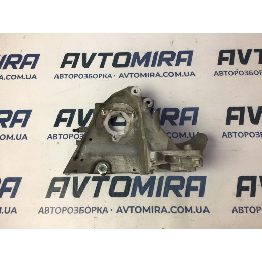 Кронштейн ТНВД Opel Insignia 2.0 dci  2008-2013 55574721