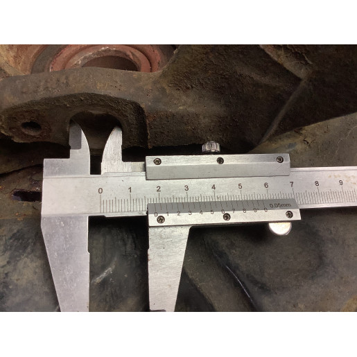 Кулак поворотный с ABS (цапфа) передний левый 30 зубов Toyota Avensis T25 2003-2008 4321205060
