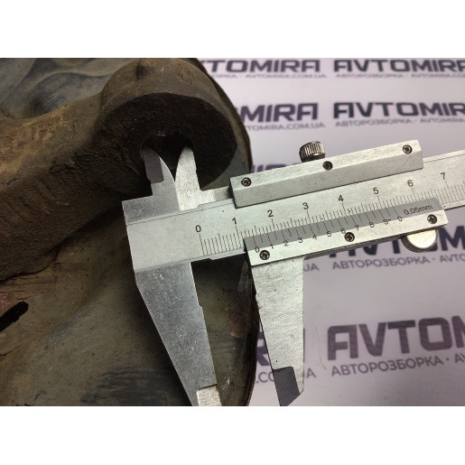Кулак поворотный с ABS (цапфа) передний левый 30 зубов Toyota Avensis T25 2003-2008 4321205060