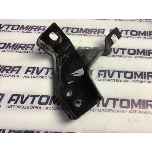 Кронштейн кріплення каталізатора Renault Kangoo 2008-2016 8200403637