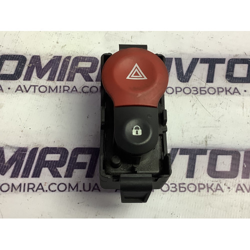 Кнопка аварийной сигнализации Renault Kangoo 2008-2012 8200409382