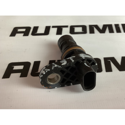 Датчик коленвала астра Opel Astra J 1.7CDTI 0261210324