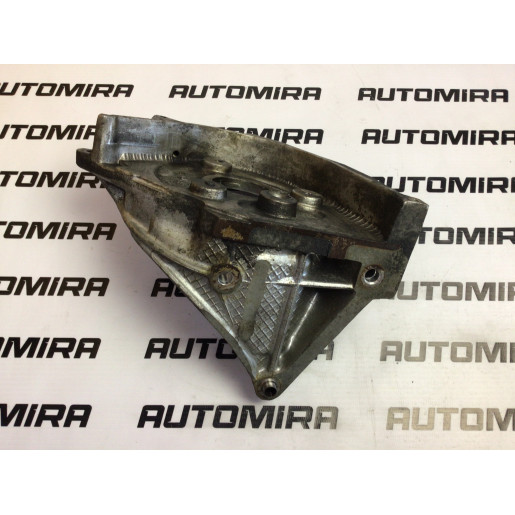 Кронштейн ТНВД Fiat Scudo 2004-2006 96389217