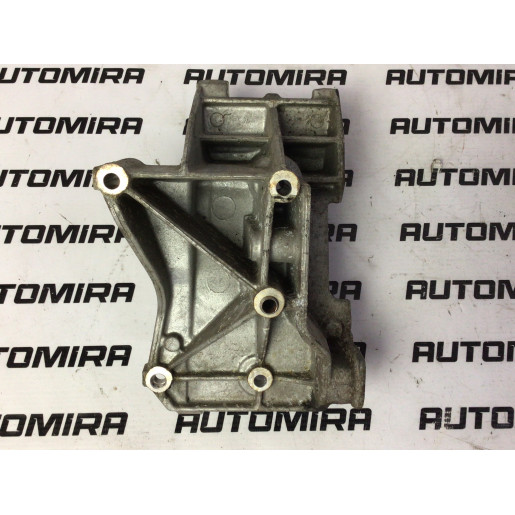 Кронштейн крепления генератора Fiat Scudo 2004-2006 9643834880