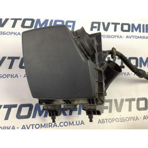 Корпус повітряного фільтра Опель Меріва Opel Meriva B 13340818