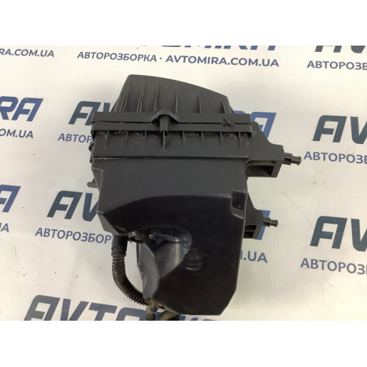 Корпус повітряного фільтра Опель Меріва Opel Meriva B 13340818