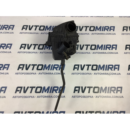 Корпус повітряного фільтра Опель Меріва Opel Meriva B 13340818