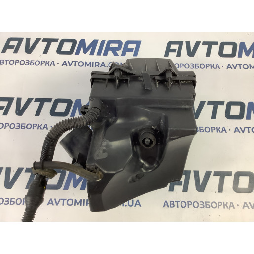 Корпус повітряного фільтра Опель Меріва Opel Meriva B 13340818