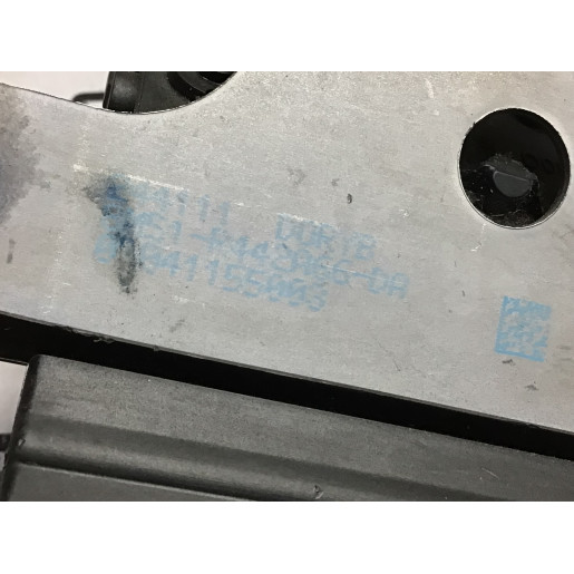 Замок крышки багажника Ford Focus 2 1570448