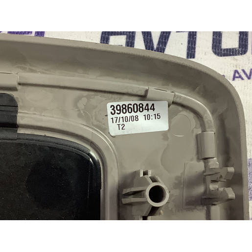 Плафон салона 39860844 Вольво Volvo V50 2004-2012