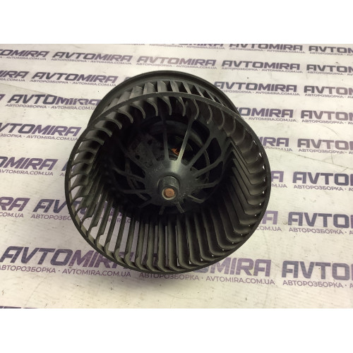 Моторчик пічки Ford Focus 2 2005- 3M5H18456FC