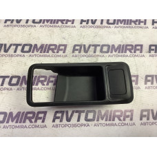 Накладка внутренней ручки правая Ford Focus 2 3M51226A36