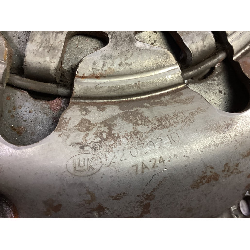 Корзина сцепления Ford Focus 2 1.4 1.6 1.6Ti 3M517563AG