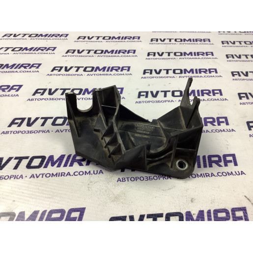 Кронштейн тросів КПП 30681386 2.0 В Вольво Volvo V50 2004-2012