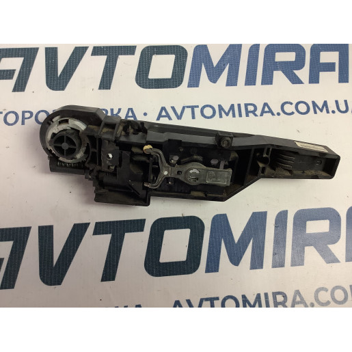Ручка задней левой двери наружная Renault Kangoo 2008-2016 7701478188