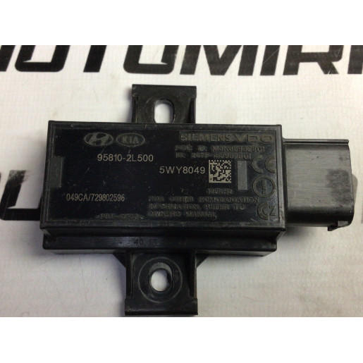 Датчик тиску шин Hyundai i30 2007-2012 958102l500