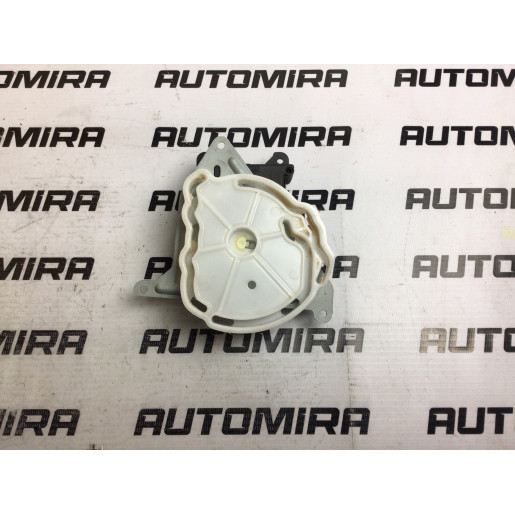 Мотор заслонки отопителя Toyota Avensis T25 2003-2008 0637008610