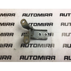 Петля двери передней правой верхняя Toyota Avensis T25 2003-2008 687100D010