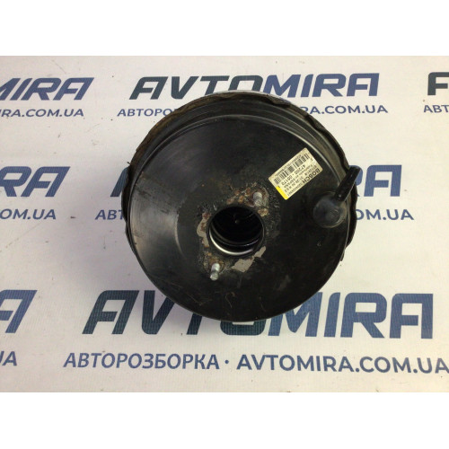 Вакуумний підсилювач гальм комплектний Toyota Avensis T25 2003- 4720005170