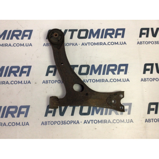 Рычаг передний левый Toyota Avensis T25 2003-2008 4806905070