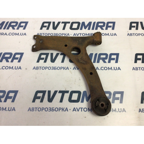 Рычаг передний правый Toyota Avensis T25 2003-2008 4806805070