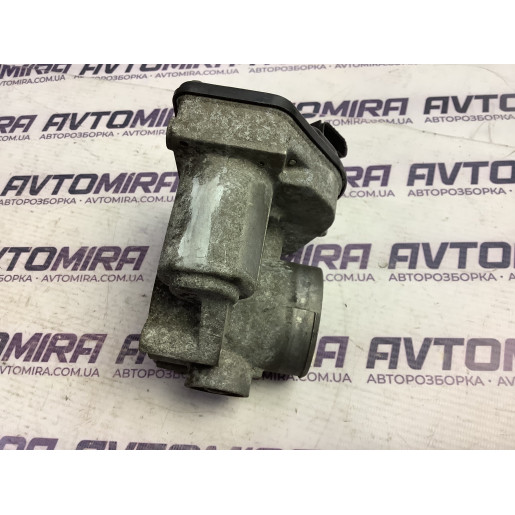 Дросельна заслінка Ford Focus 2 1.6 2005- VR2S6U9E927FC