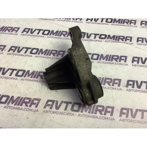 Крогштейн МКПП Ford Focus 2 1.6 2005- 3M516P093D