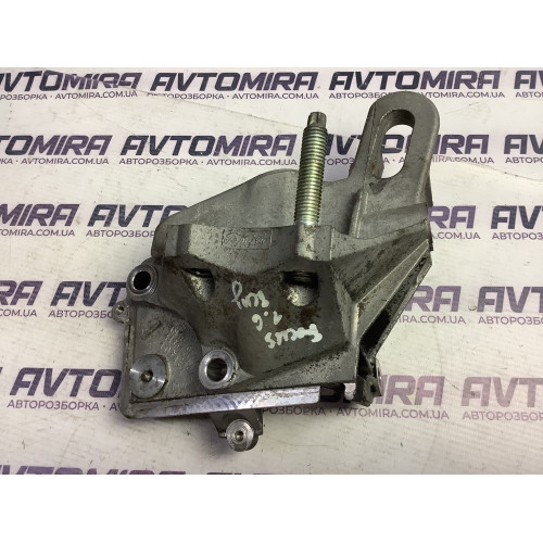 Кронштейн двигуна лівий Ford Focus 2 1.6Ti 2005- 1N1G6F001A