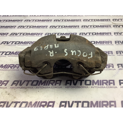 Суппорт передний правый Ford Focus 2 1682875